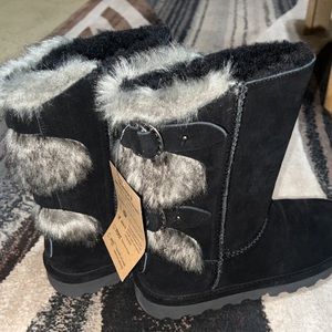 Womens Bearpaw Boots